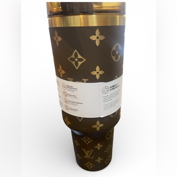 Stanley 40 oz Tumbler With Monogram Logo - Picture 3 of 4